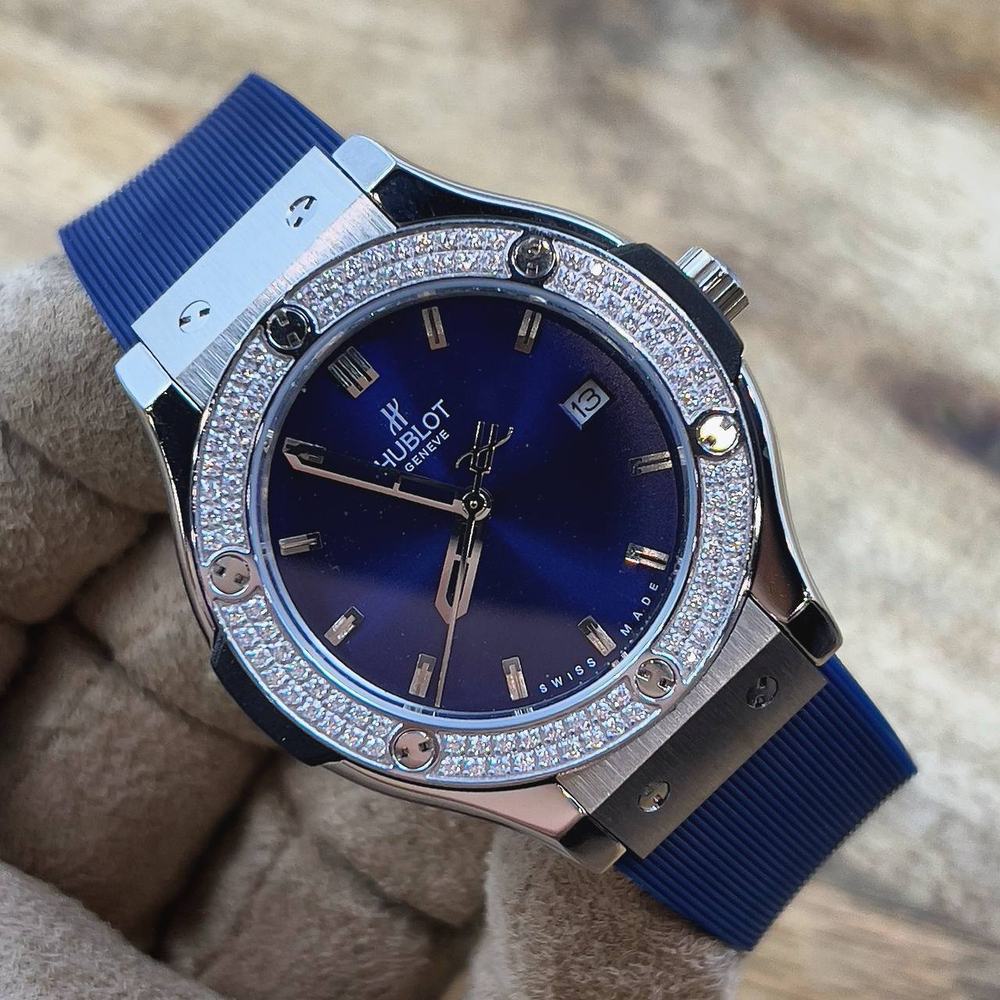 Часы Hublot