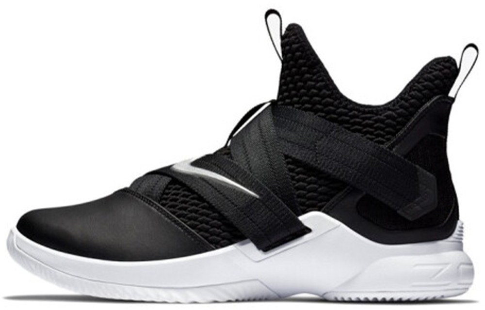 Кроссовки Nike Zoom Soldier 12