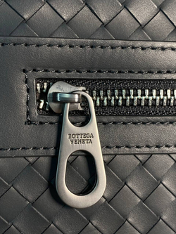 Сумка-мессенджер Bottega Veneta