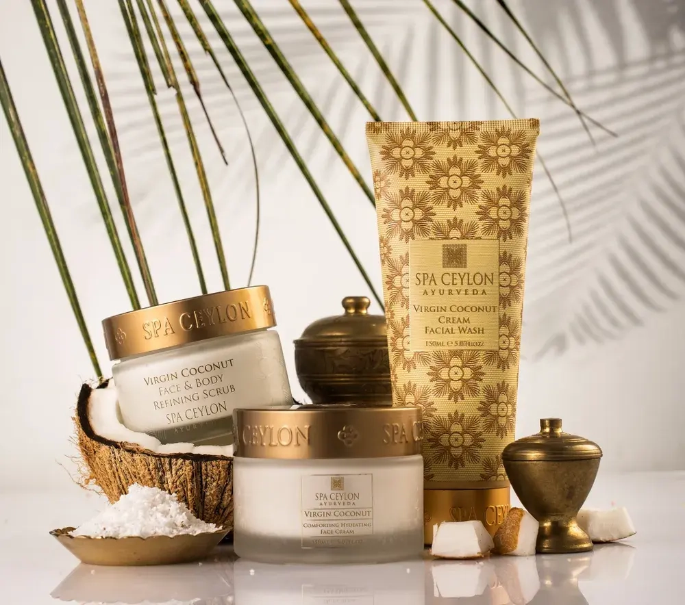 Успокаивающий увлажняющий крем для лица "ЧИСТЫЙ КОКОС" (100гр)