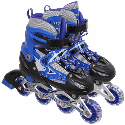 Роликовые коньки S 30-34 PVC - первое колесо светится в сумке 8901C