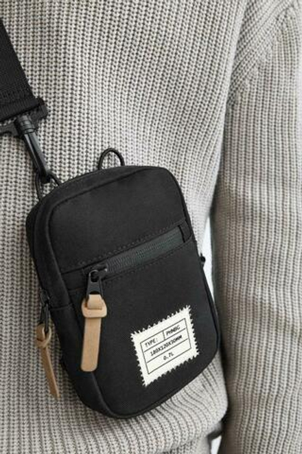 ZARA НЕБОЛЬШАЯ СУМКА В ГОРОДСКОМ СТИЛЕ, ЧЕРНЫЙ