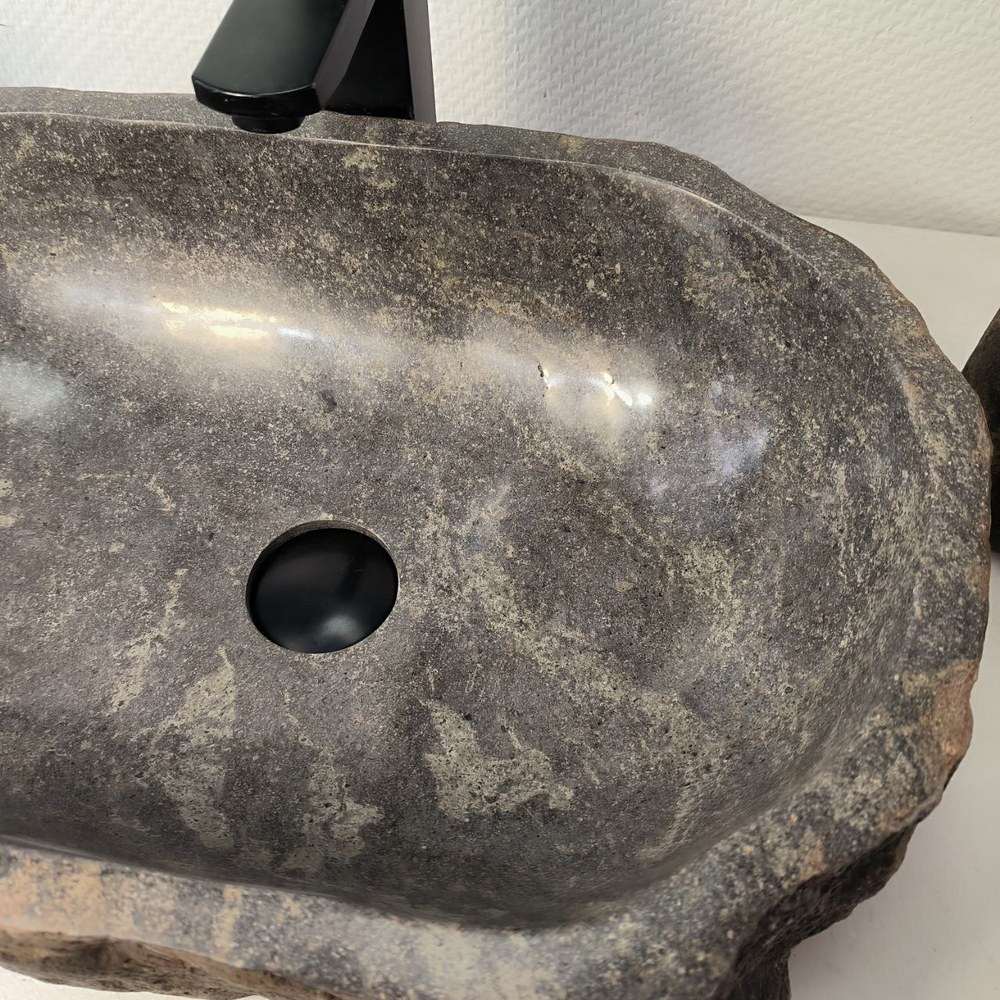 Раковина из речного камня RS-66075 53х34х15 из натурального камня