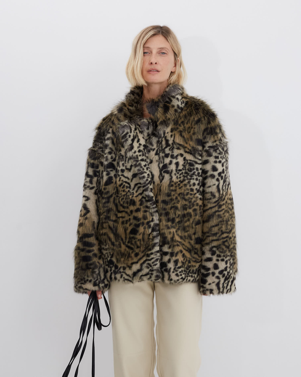 Шуба из искусственного меха Стелла Маккартни с принтом рысь