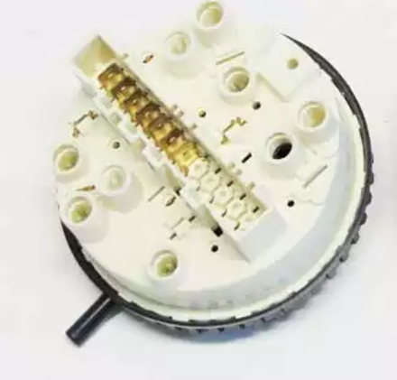 Датчик уровня воды (прессостат) для стиральной машины Indesit (Индезит) / Ariston (Аристон) - 092808