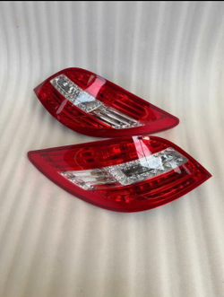 Задний левый фонарь Mercedes-Benz W251 R350/R400/R450