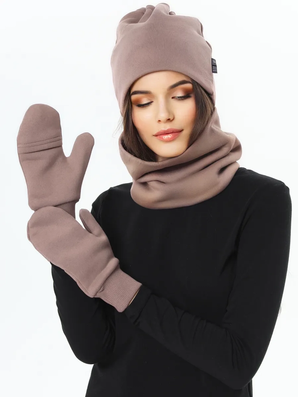 Комплект с начесом: снуд, варежки, шапка