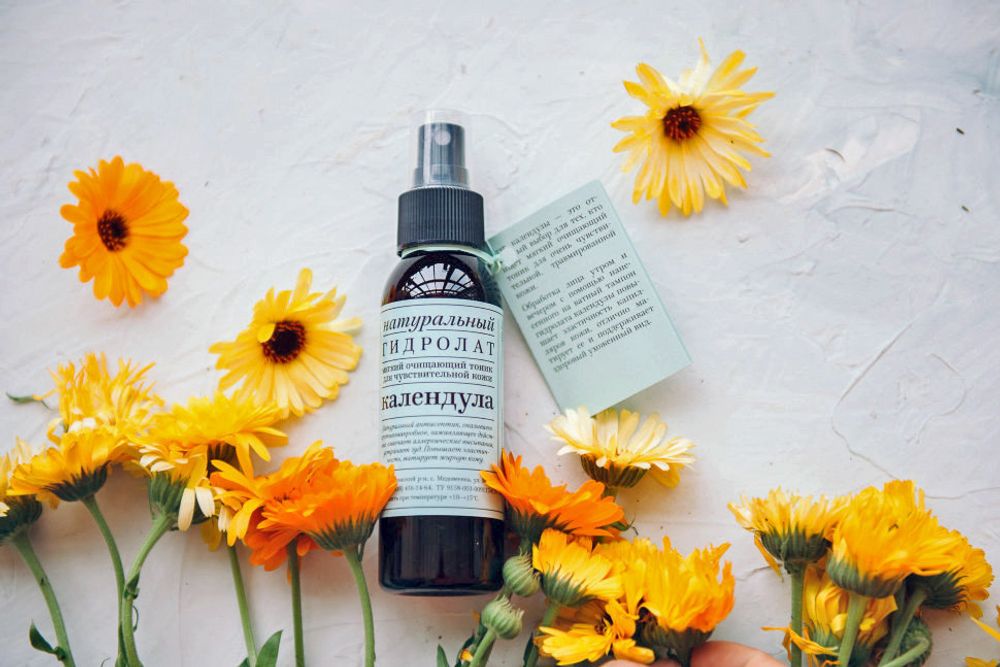 ГИДРОЛАТ "КАЛЕНДУЛА" — ДЛЯ ЧУВСТВИТЕЛЬНОЙ КОЖИ, 100 мл (Краснополянская косметика)
