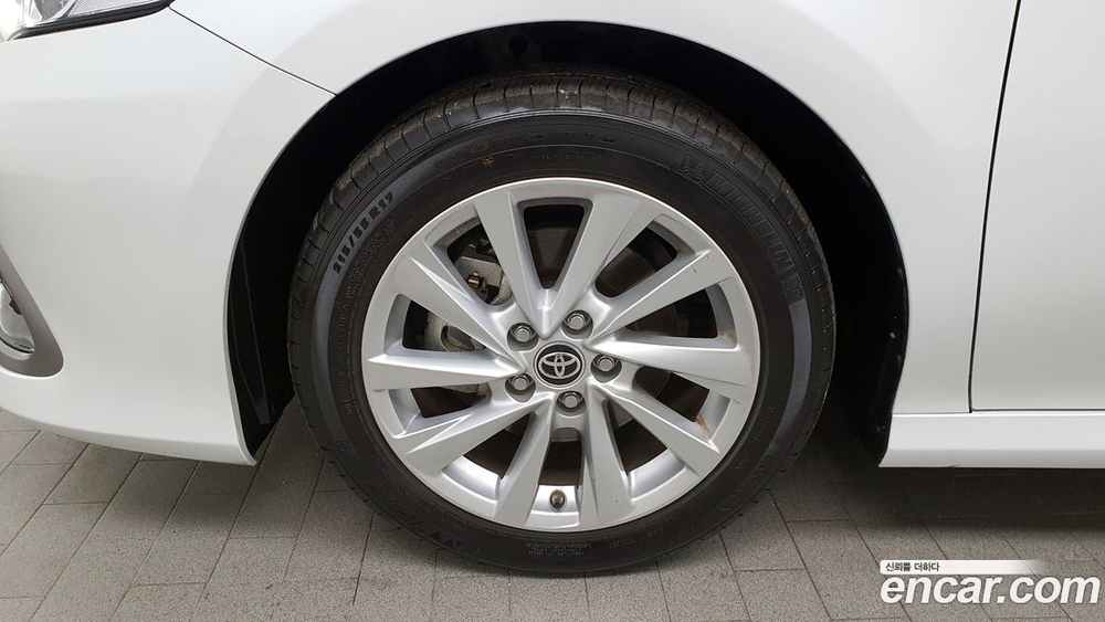 Toyota Camry (XV70) 2.5 LE Hybrid (04.2023)