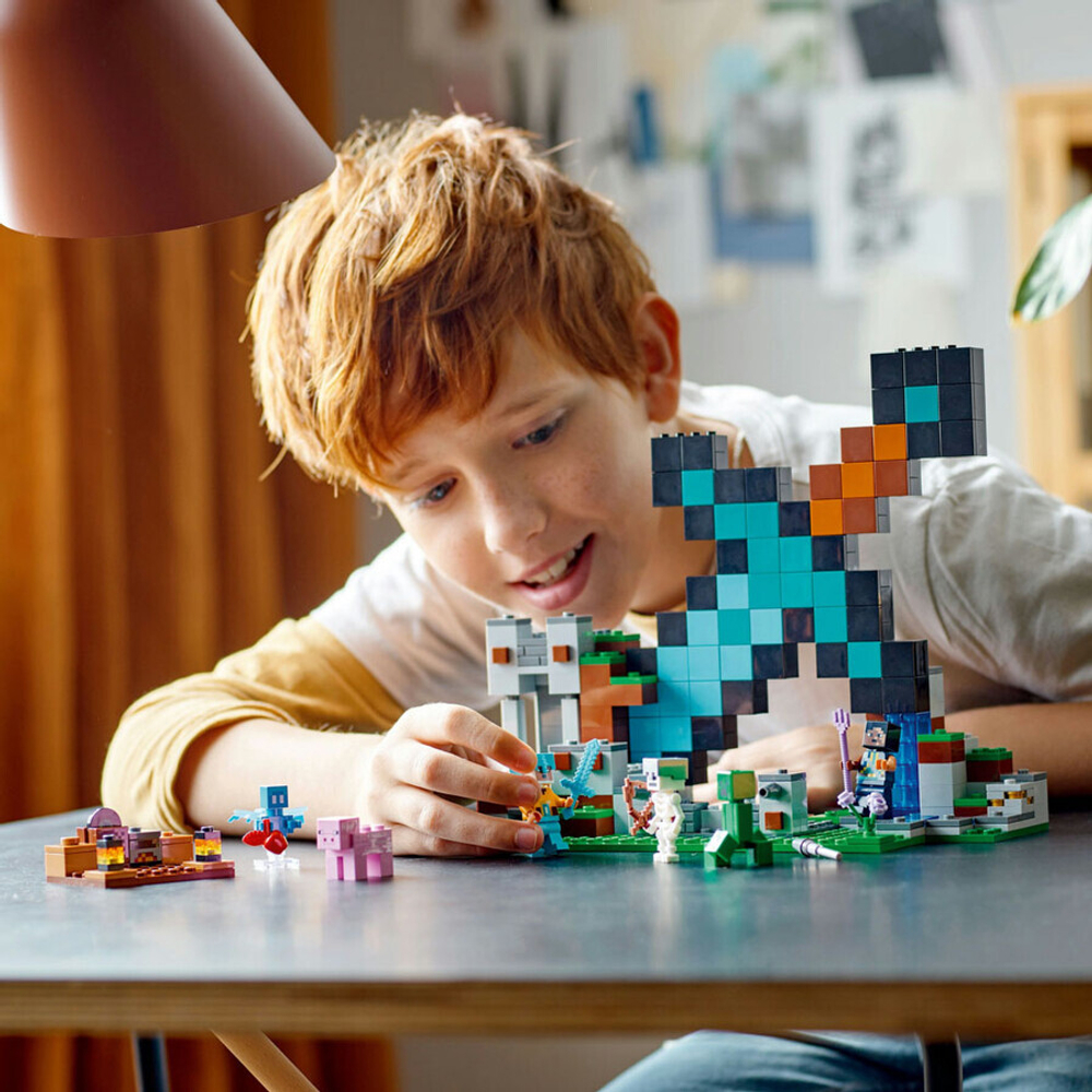 Конструктор LEGO Minecraft 21244 Застава меча