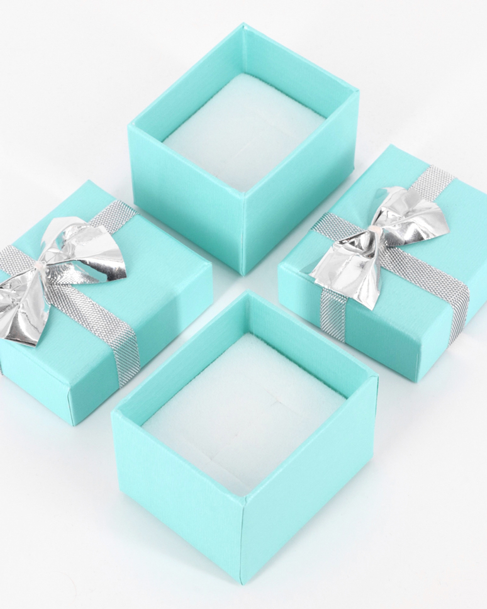 Картонный футляр «Подарочная» для ювелирного подарка