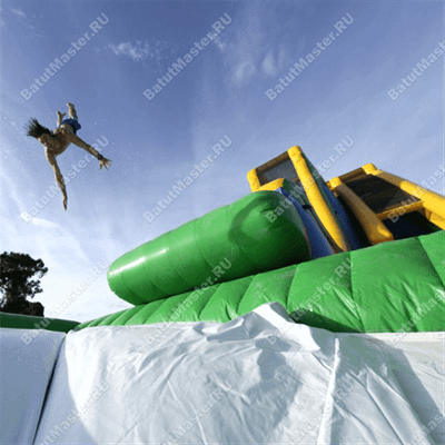 Надувная водная горка «Большой трамплин» 15*8*9 м