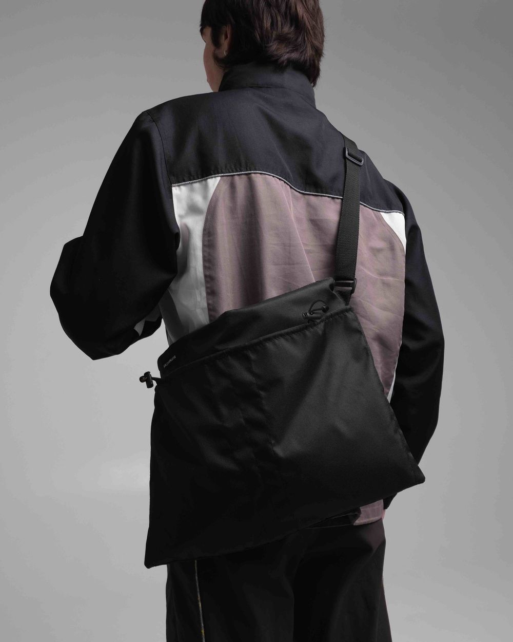 Сумка Kazyrnaya Тоут Cross черная