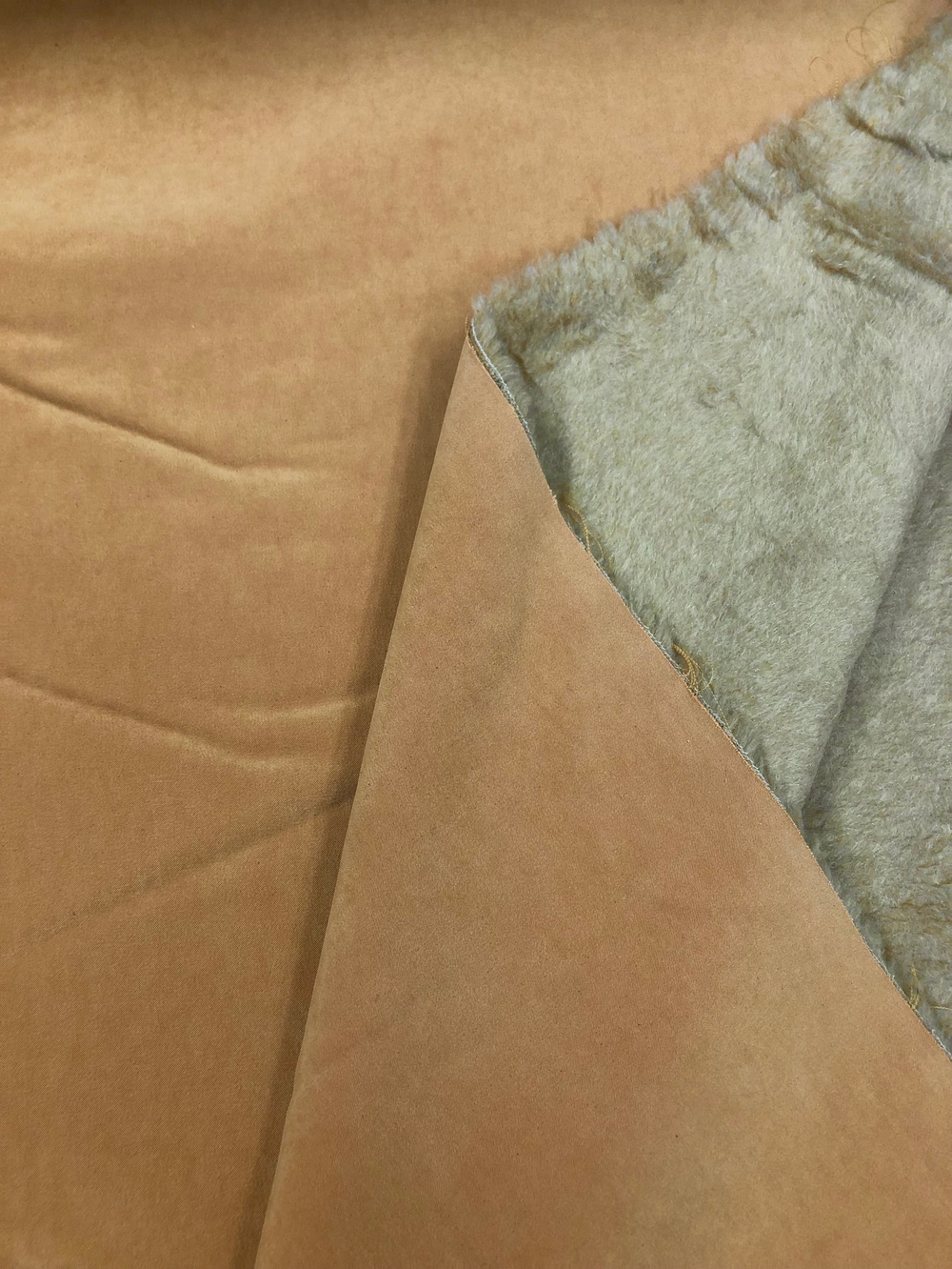 Ткань дубленка на меху, светло-коричневая, артикул 325734