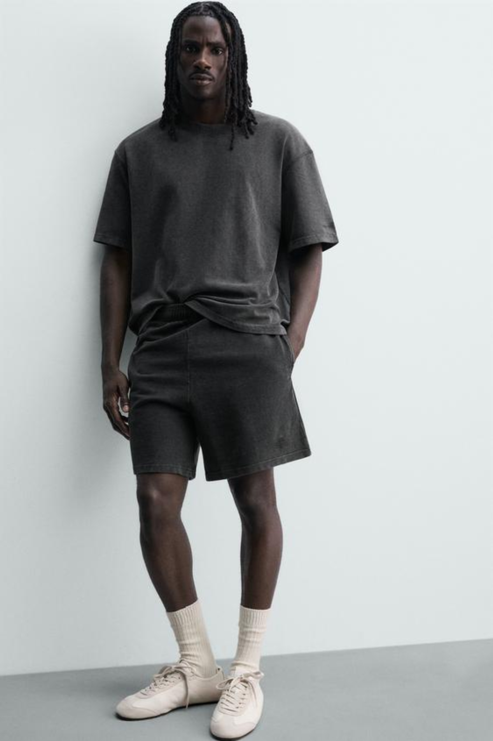 ZARA ШОРТЫ С ВАФЕЛЬНОЙ ФАКТУРОЙ И ЭФФЕКТОМ ПОТЕРТОСТИ, АНТРАЦИТОВО-СЕРЫЙ