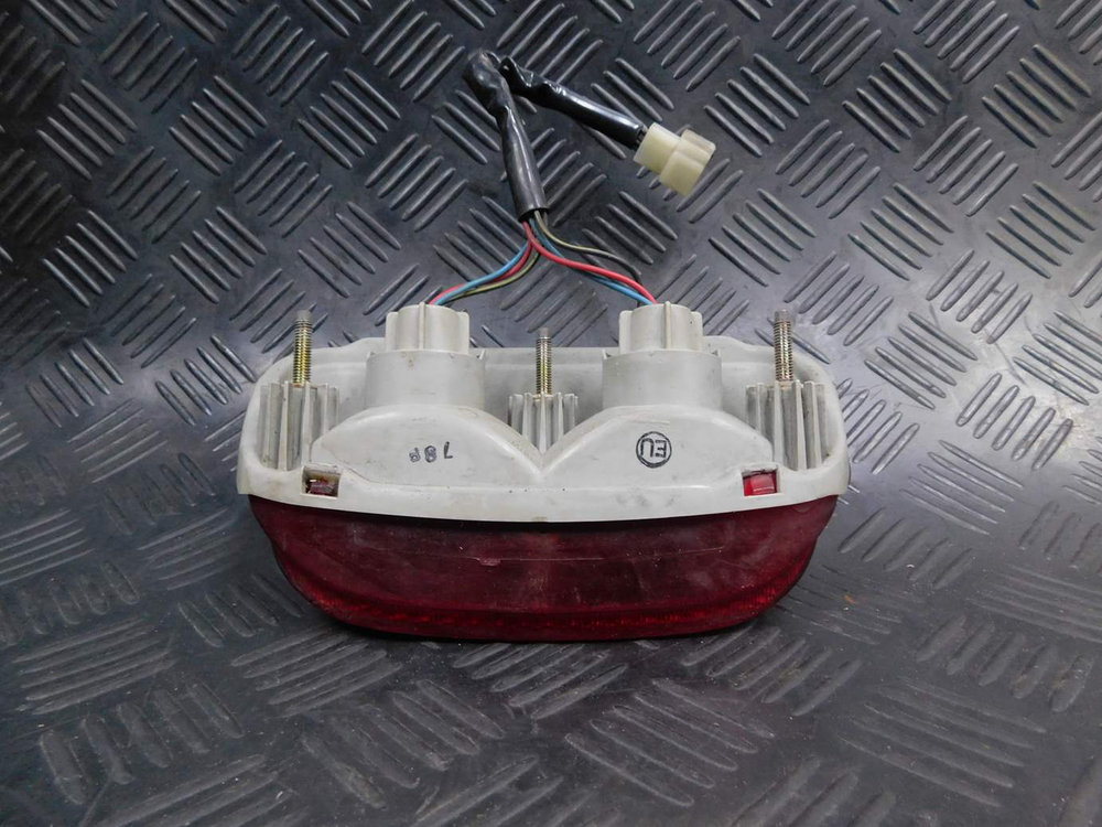 Стоп-сигнал Kawasaki ZZR 400 98 053130