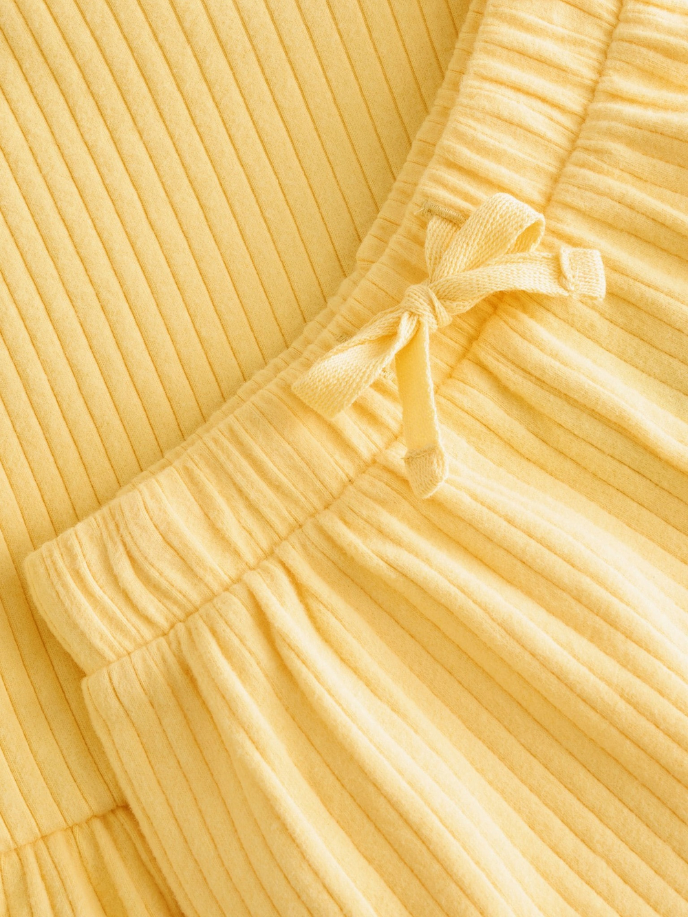 Футболка и шорты в комплекте для девочки Next E51-380, Светло-желтый