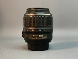 Nikon D90 kit AF-S DX 18-55mm 3.5-5.6G VR 12.000 кадров