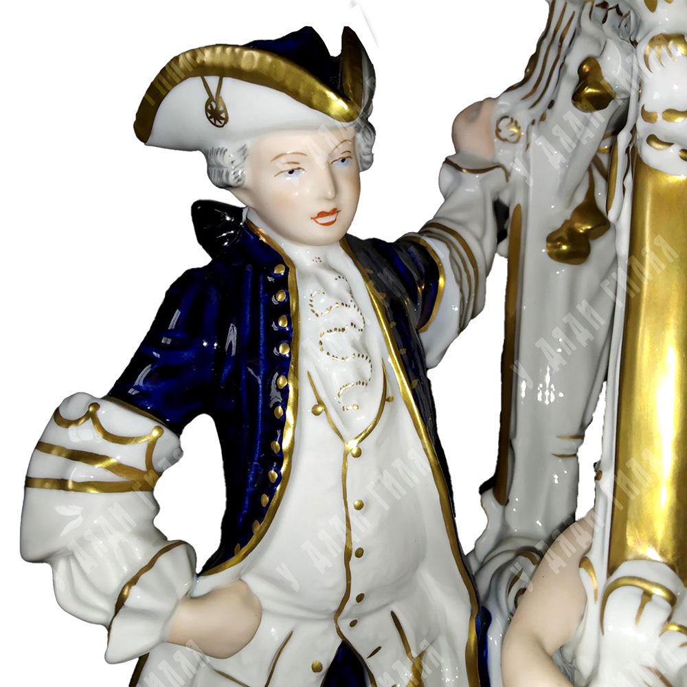 Прогулка на портшезе. Фарфор. Чехия, Royal Dux, 1970