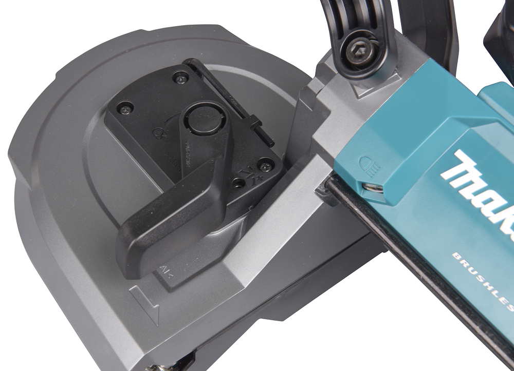 Аккумуляторная ленточная пила Makita PB002GZ