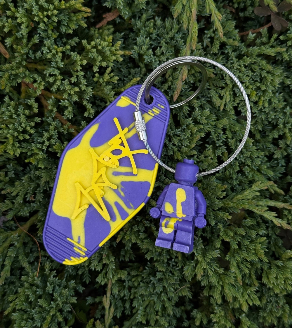 Брелок legoman & keytag Trik