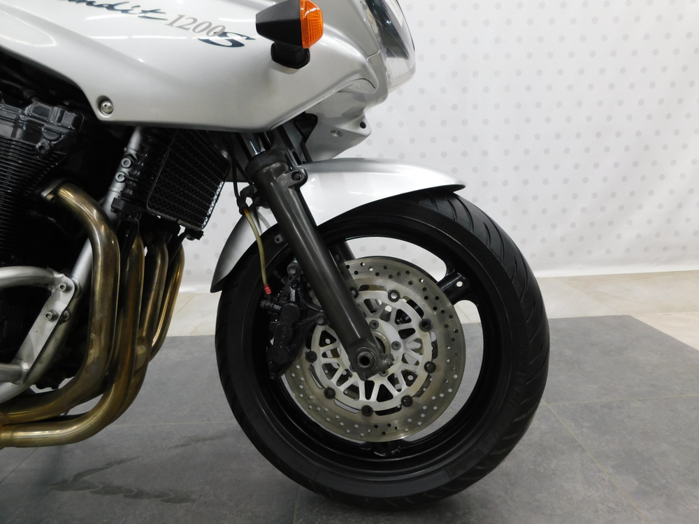 Suzuki GSF 1200S Bandit 038282