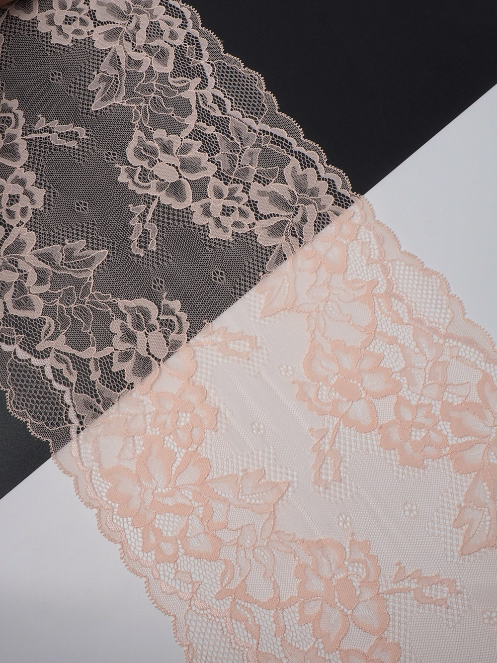 Эластичное кружево персик ширина 22 см