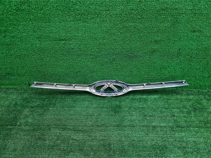 Накладка решетки радиатора Chery Tiggo 4 (18-23)