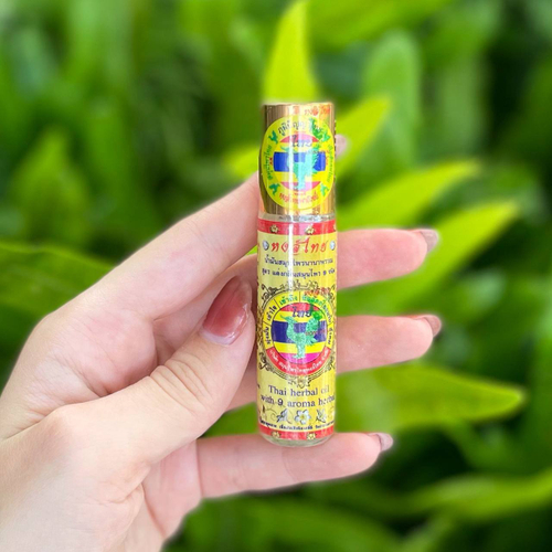 Желтое масло-ингалятор на основе эфирных масел 9 трав Thai Herbal Oil With 9 Aroma Herbal Hong Thai