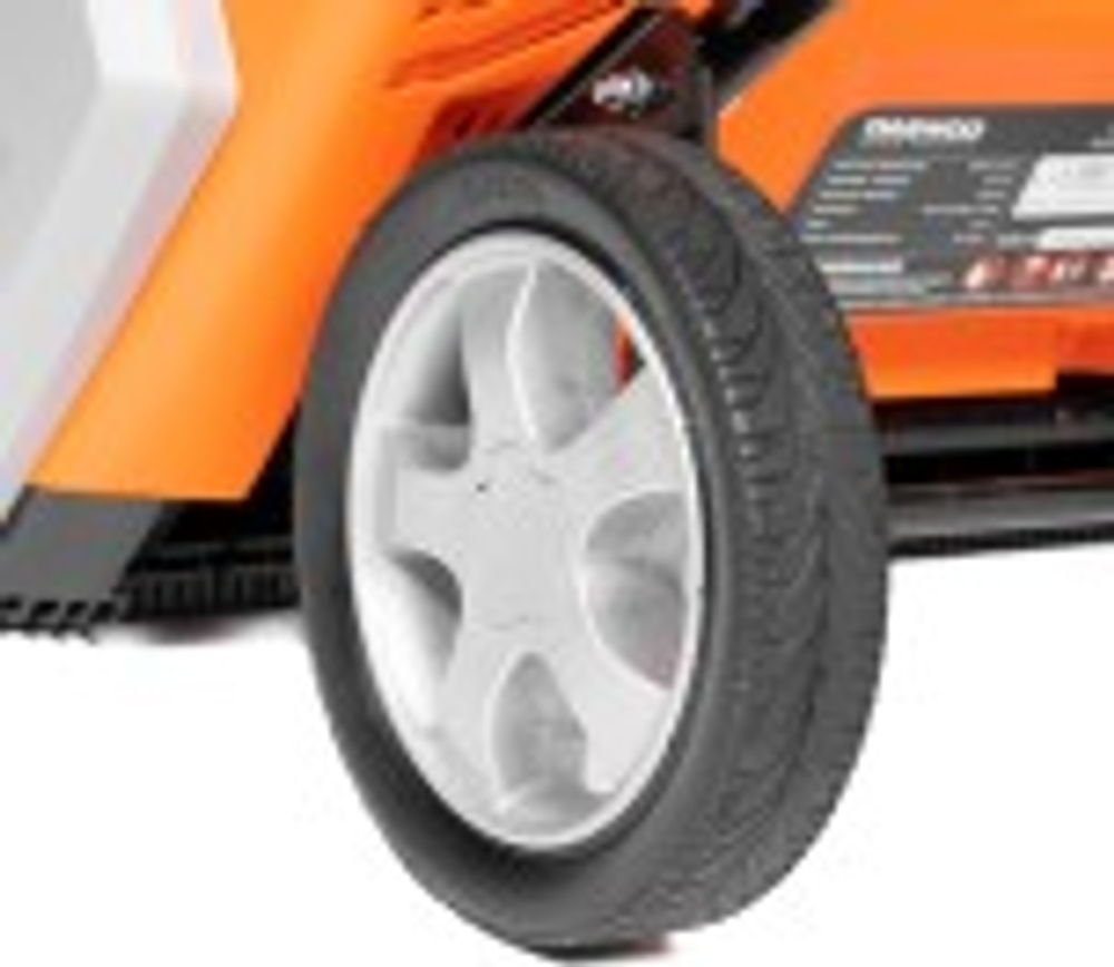 Снегоуборщик аккумуляторный DAEWOO DAST 5542Li без АКБ и ЗУ