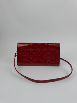 Сумка Louis Vuitton Rossmore Pomme D’Amour Monogram Vernis