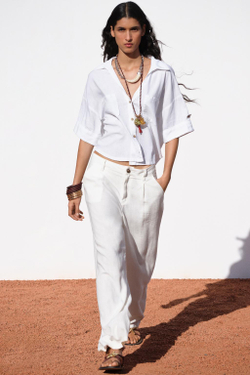 ZARA УКОРОЧЕННАЯ РУБАШКА ИЗ СМЕСОВОГО ЛЬНА, БЕЛЫЙ