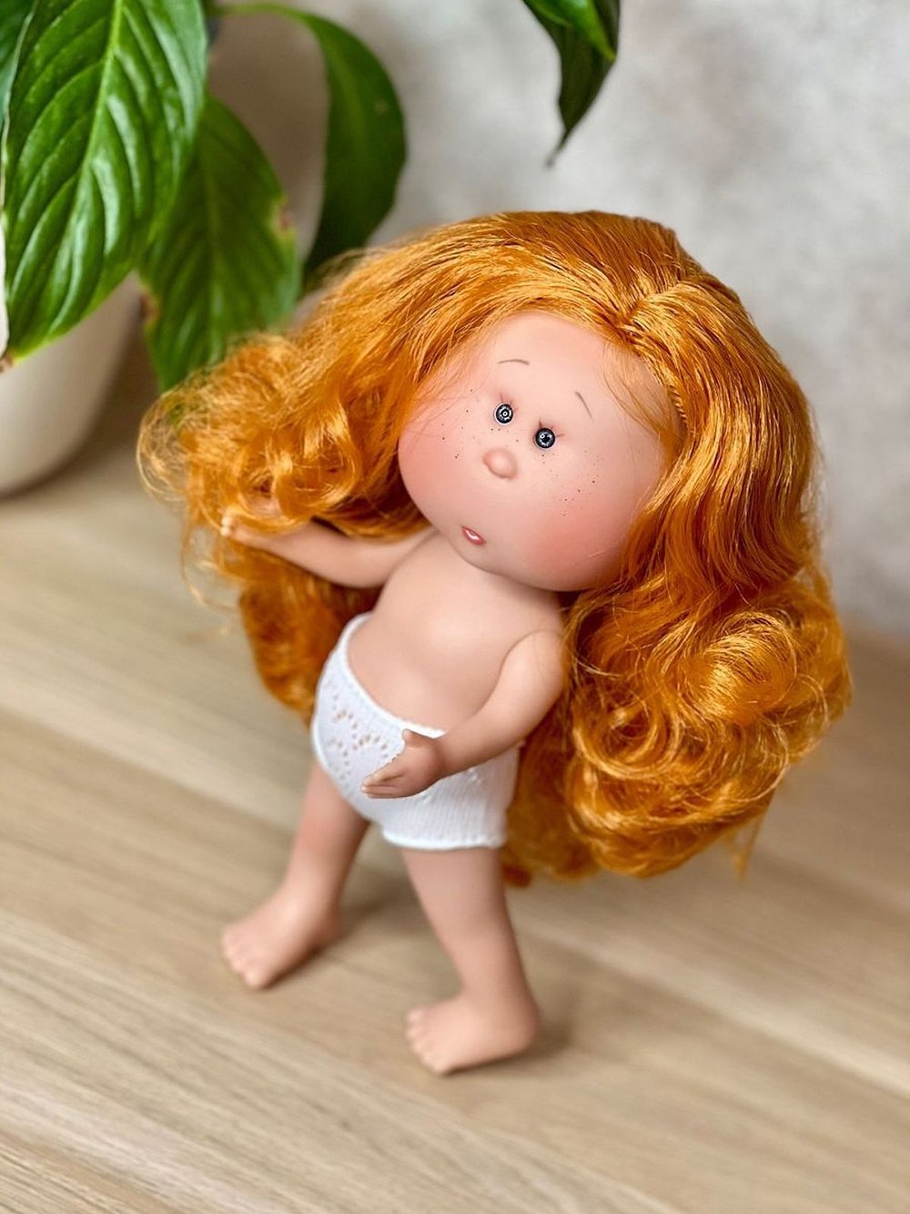 Кукла Nines виниловая 30см MIA без одежды (3000W1A)