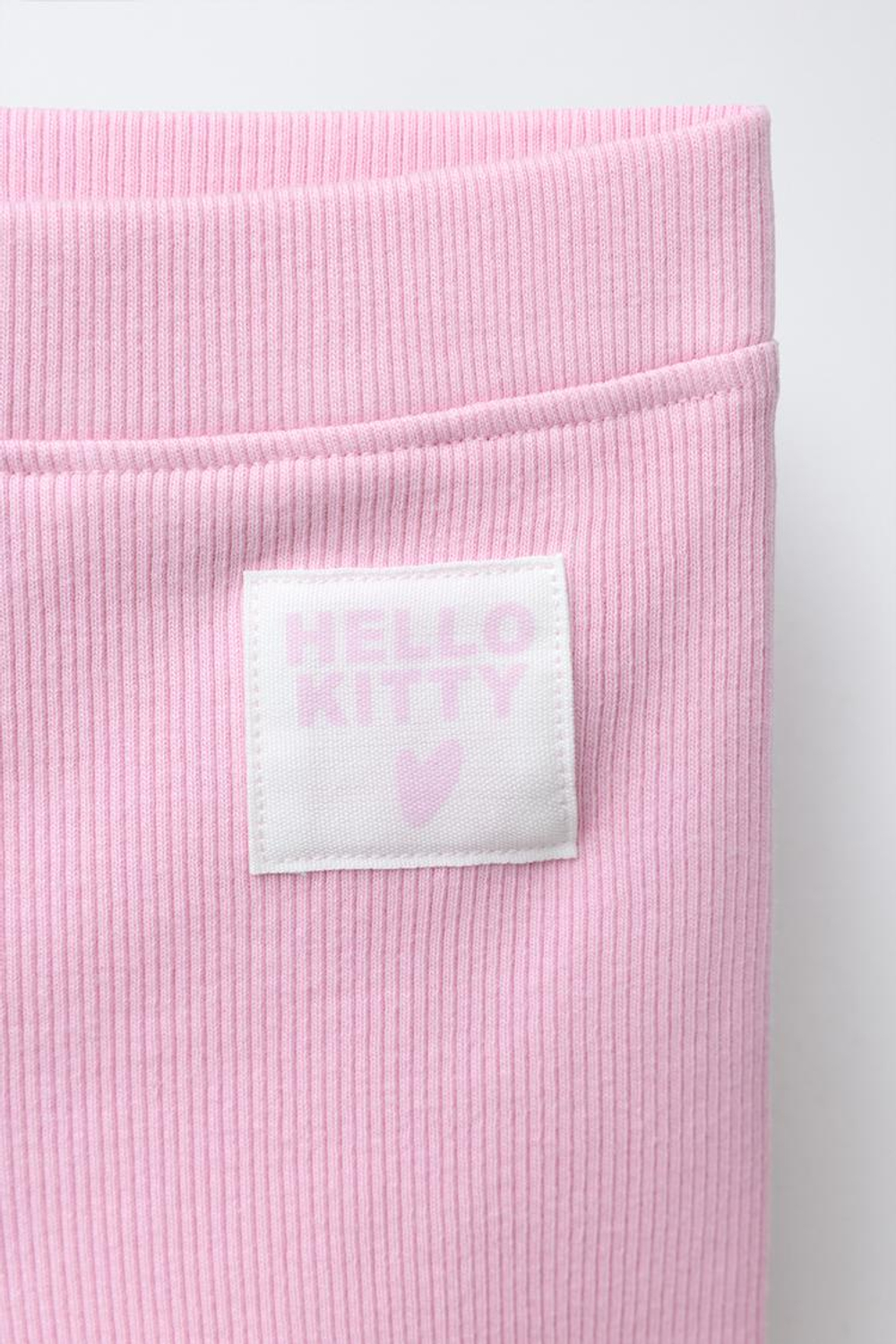 ZARA КОМПЛЕКТ ИЗ ТОЛСТОВКИ И ЛЕГГИНСОВ В РУБЧИК HELLO KITTY © SANRIO, КОРИЧНЕВЫЙ