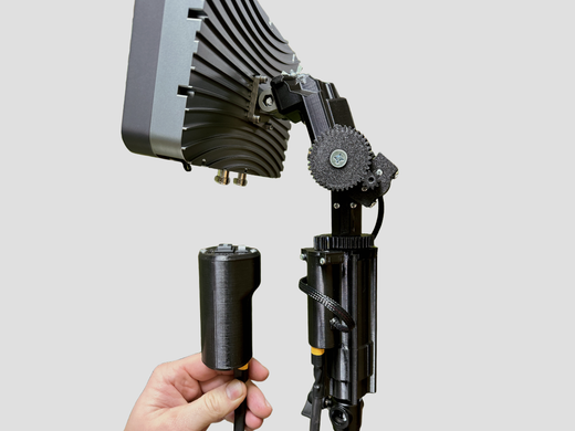 Двух осевой поворотный механизм для Инкубатор 2.0