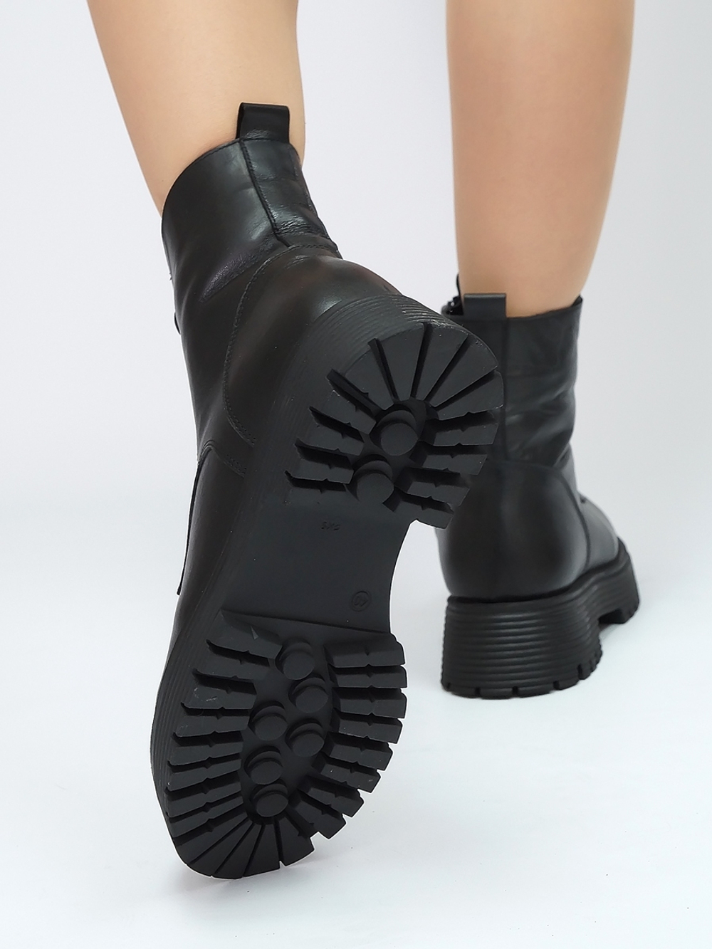 Ботинки женские зимние