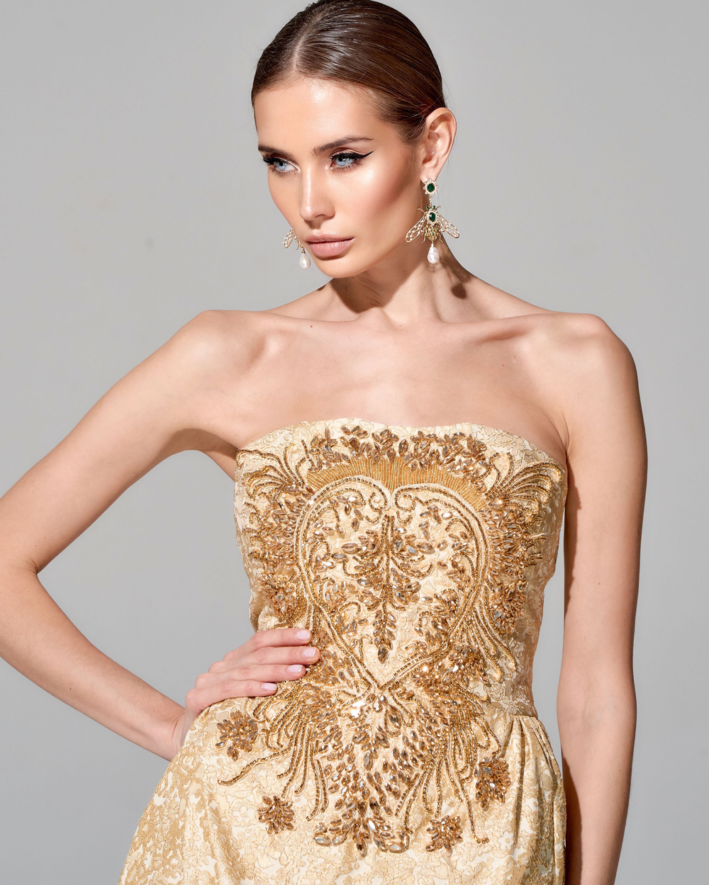 Платье "Ливадия" из премиального жаккарда с вышивкой ручной работы