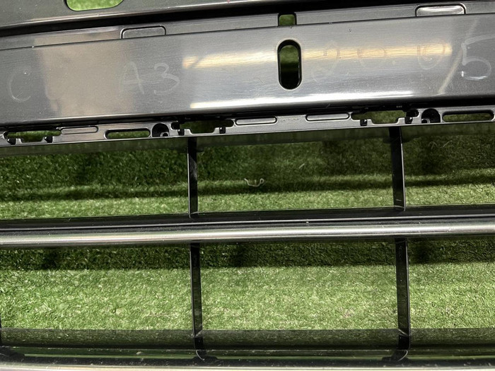 Решетка радиатора Audi A8 4 D5 (2017-2022)