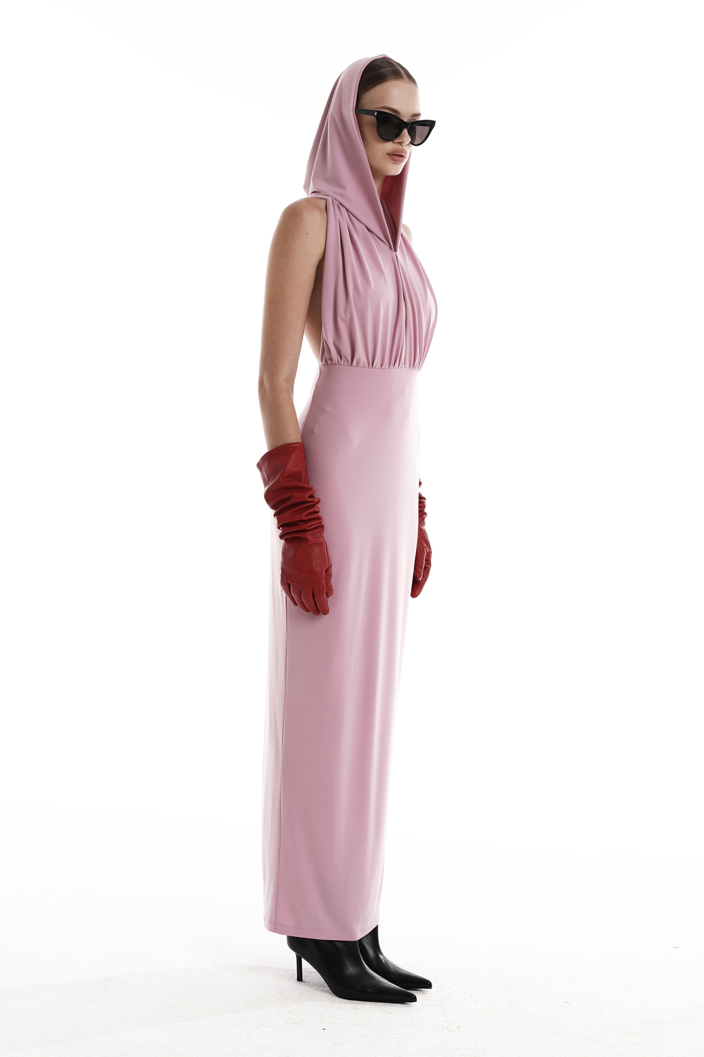 Платье с капюшоном "Отобьешь все затраты" розовое