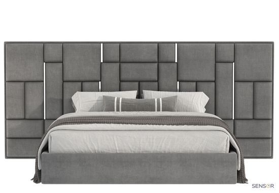 Кровать Риконта с широким изголовьем