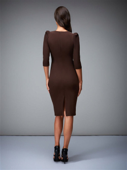 Платье коричневое с фигурной горловиной 09-01-19FW