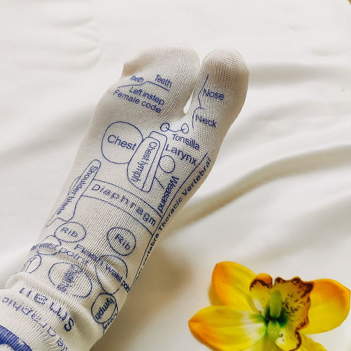 Носочки для массажа стоп с палочкой