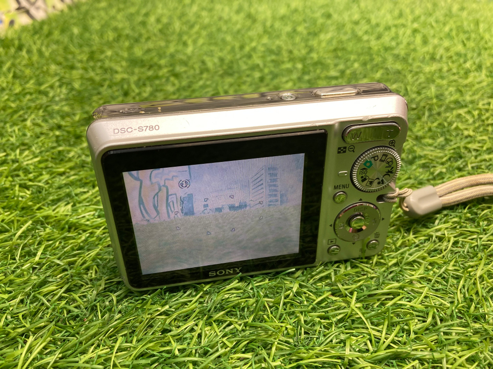 Sony DSC-S780