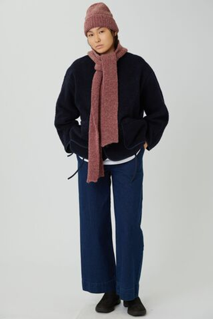 Шарф с капюшоном брусничного цвета