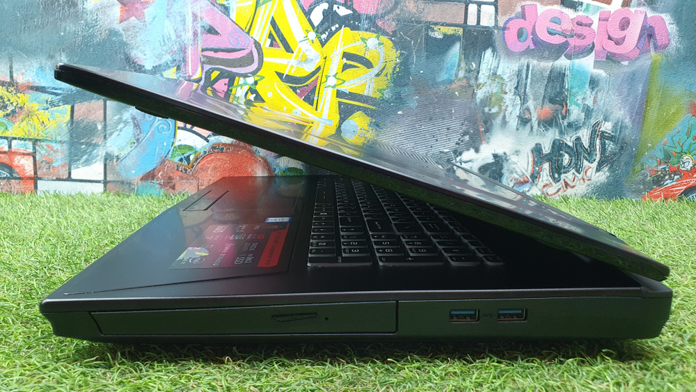 Игровой MSI i7-6/16 Gb/GTX 1070 8 ГБ/120Hz/ GT72VR 6RE 404RU [9s7-178511-404]