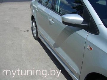 Накладки на пороги для Volkswagen Polo sedan