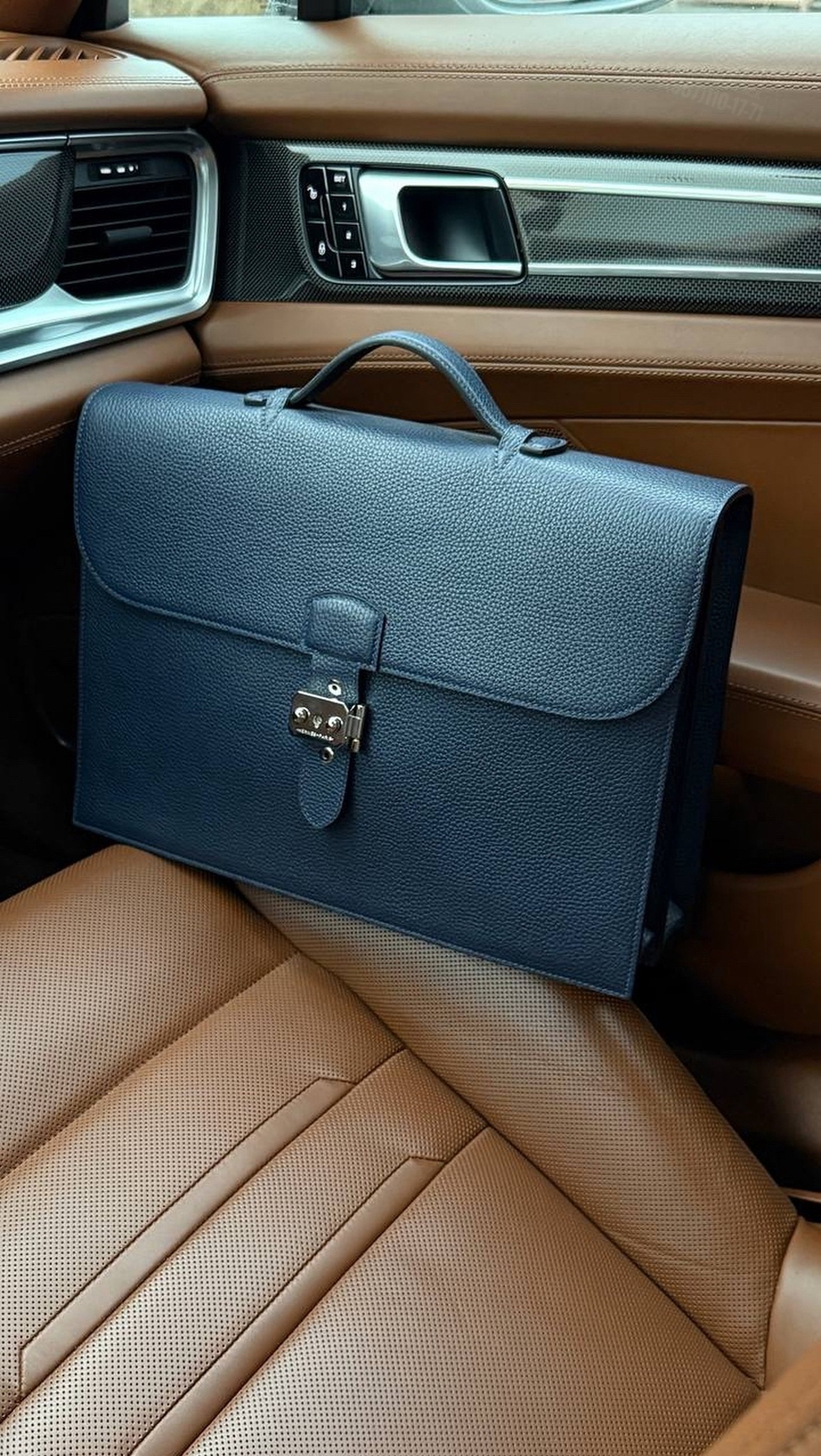 Портфель Hermes