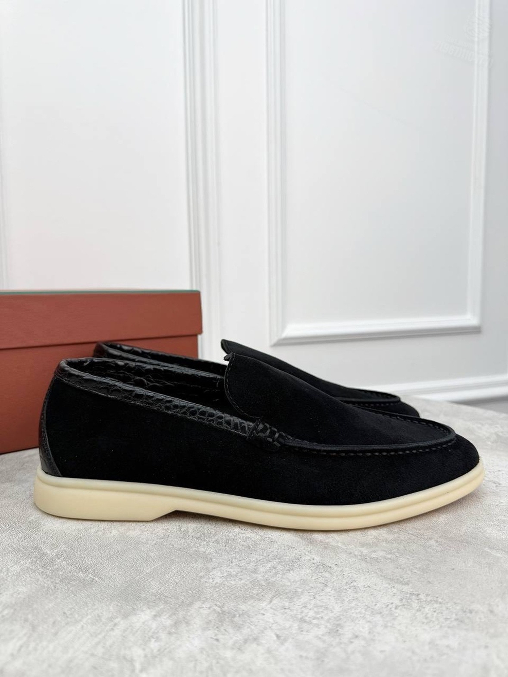 Лоферы Loro Piana Summer Walk со вставками кожи крокодила