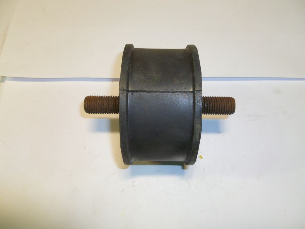 Амортизатор (96x56х2 М16х40) платформы двигателя VP250H /Vibration Damper