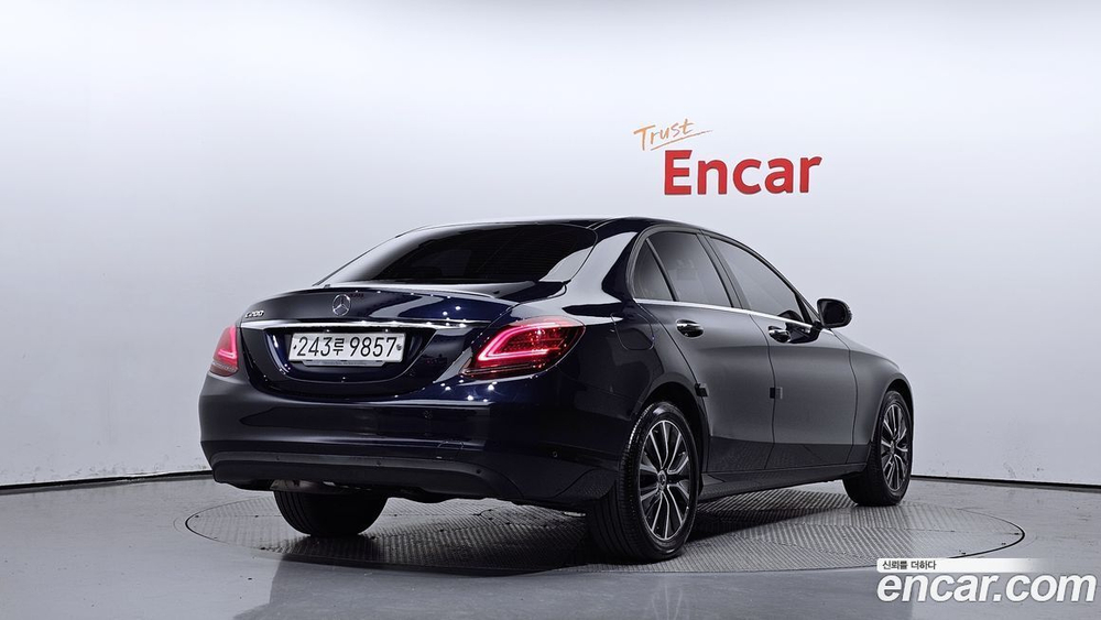 Mercedes-Benz C-Class W205 C200 (12.2019)